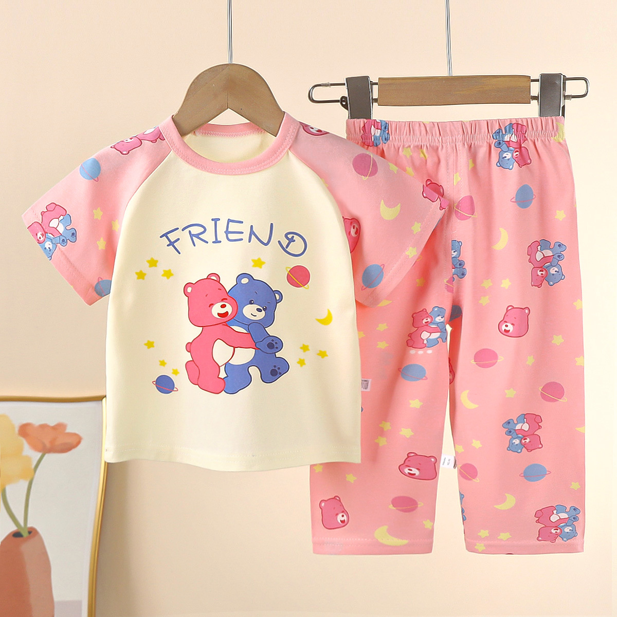 Детская одежда, детский компле – обзор и цена Baby Clothing Designer